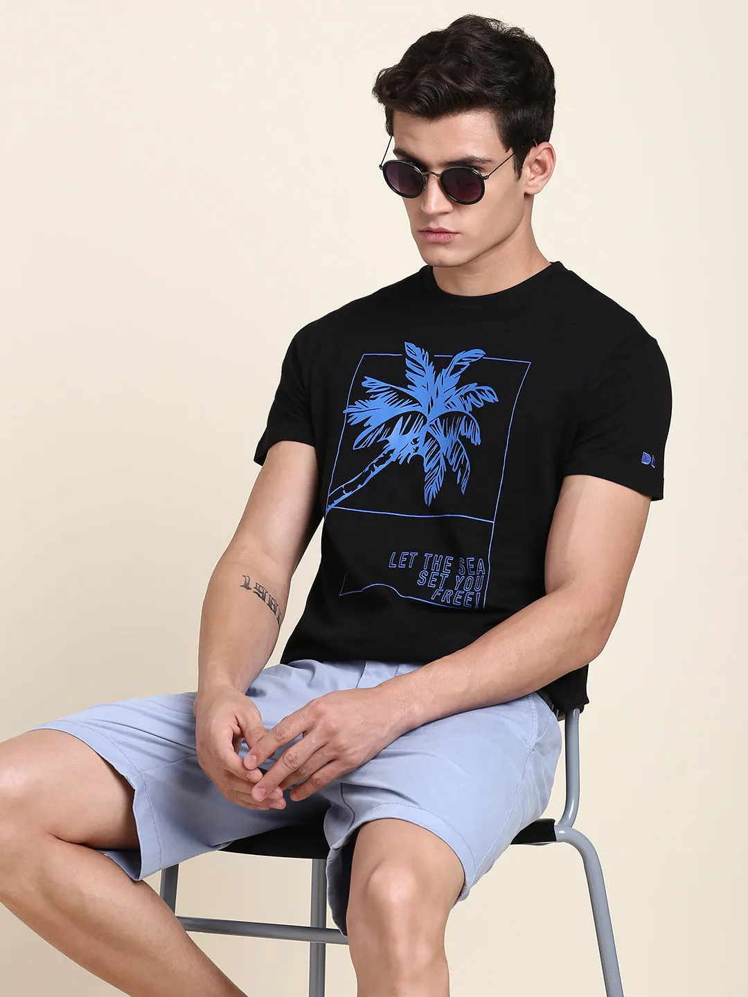 Men's Black Print T-shirt