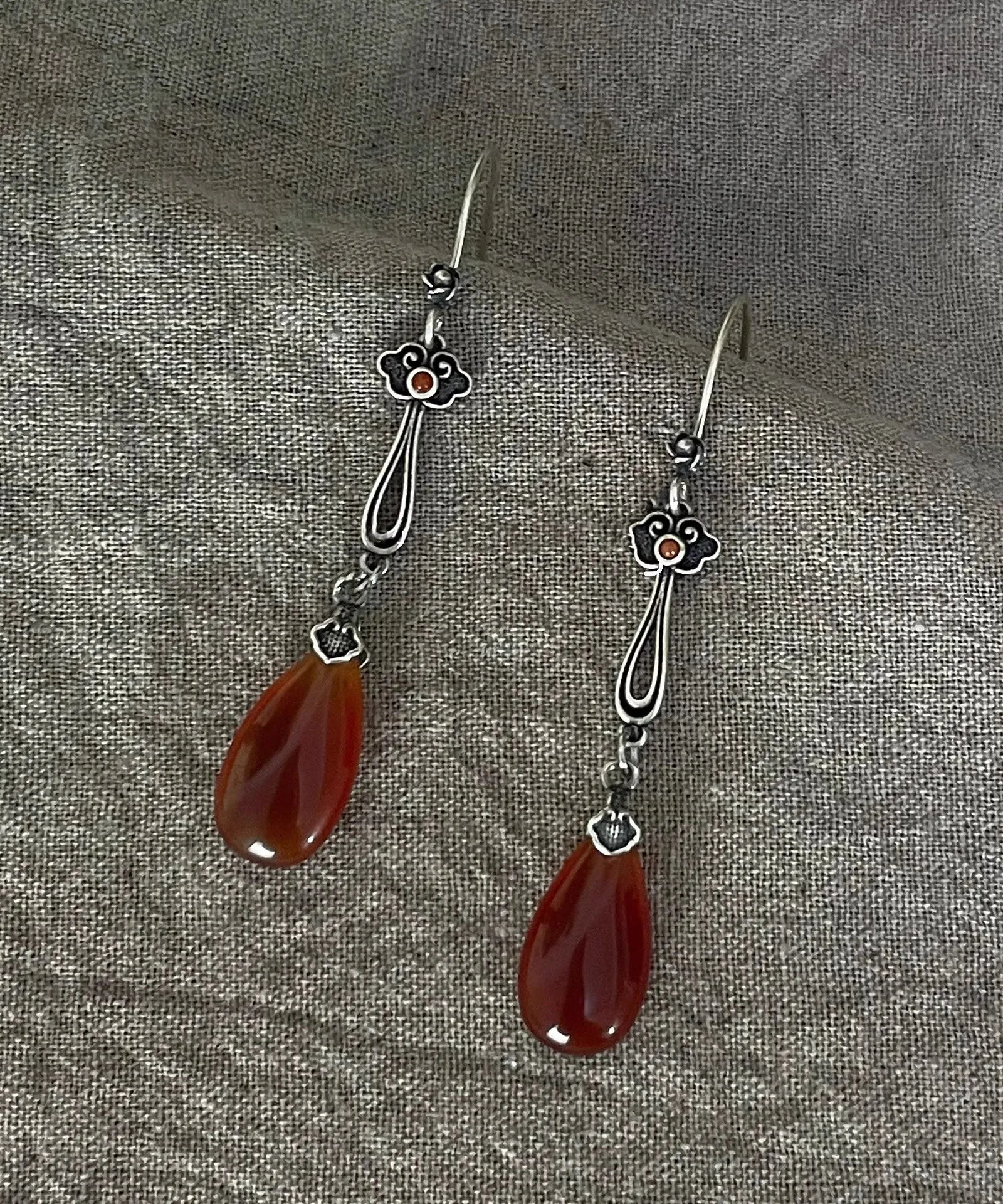 Retro Red Sterling Silver Water Drop Red Agate Drop Earrings QU046